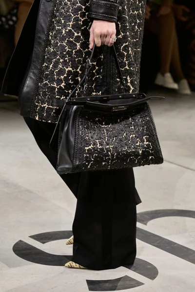 Look 166